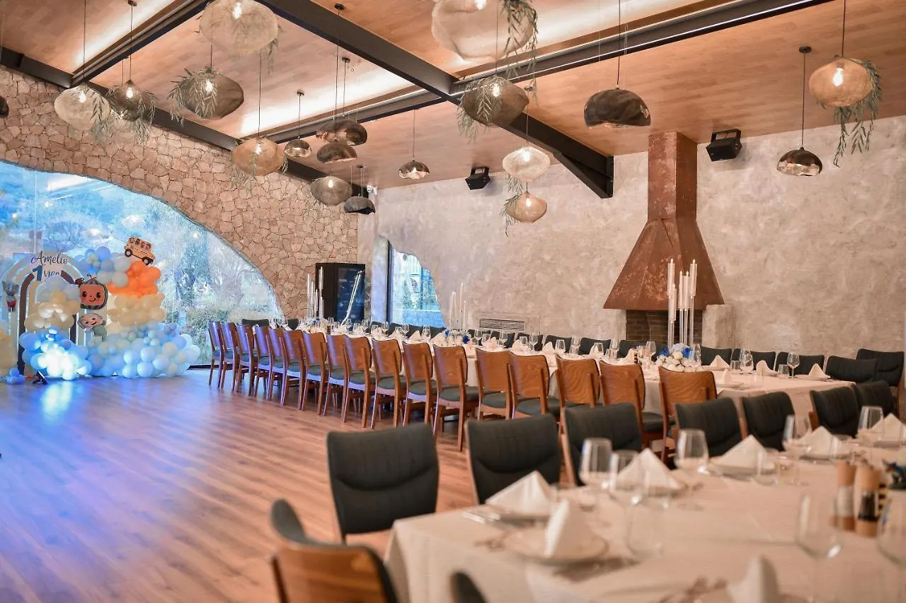 Flumen Park Hotel Ibe Albania